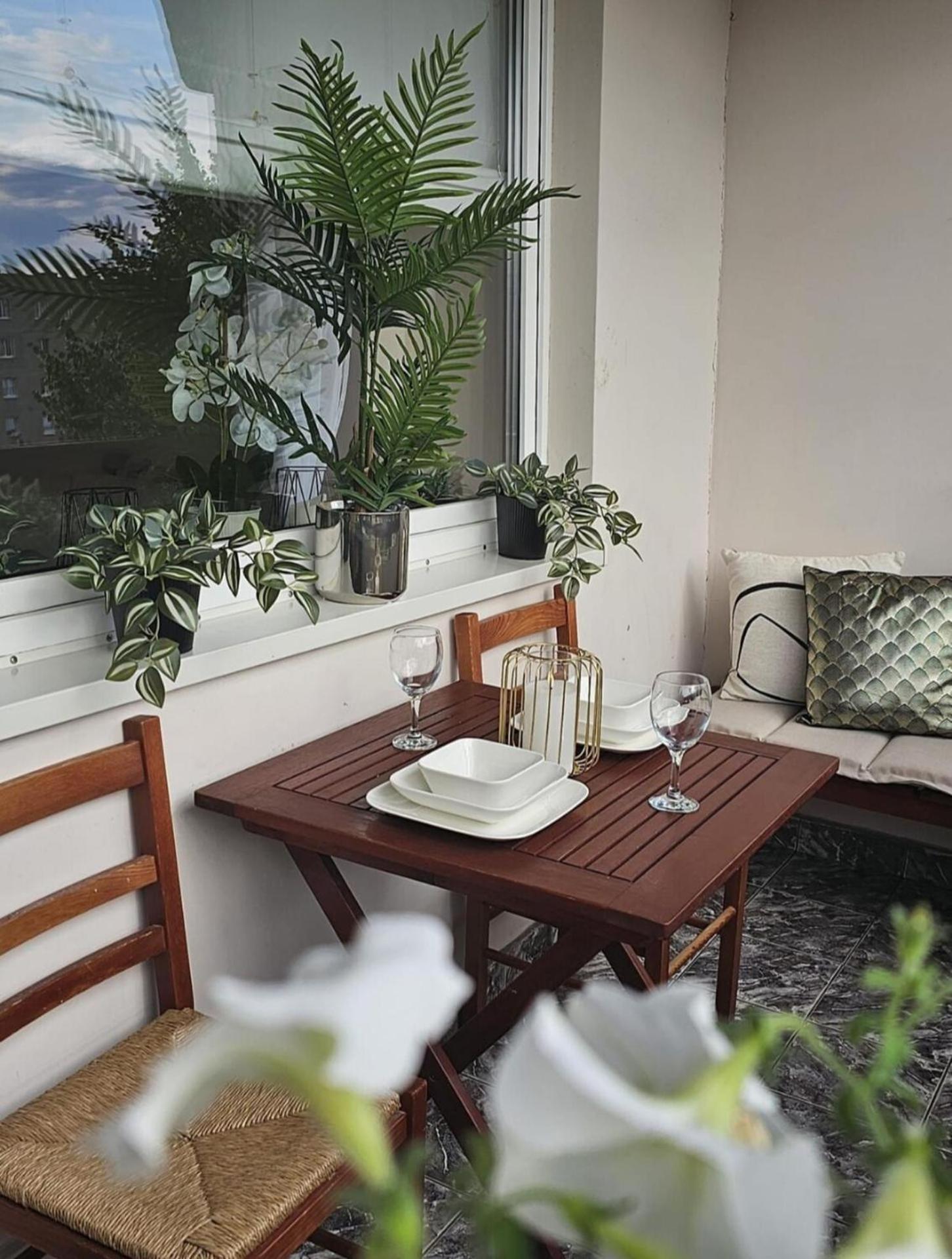 Apartment In Zyrardow 10Min To Suntago Exterior photo